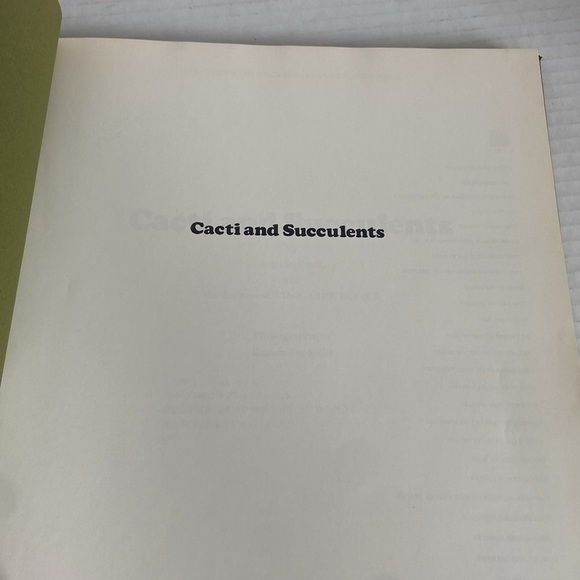 The Time Life Encyclopedia of Gardening Cacti Succulents Temp & Characteristics - Picture 2 of 15